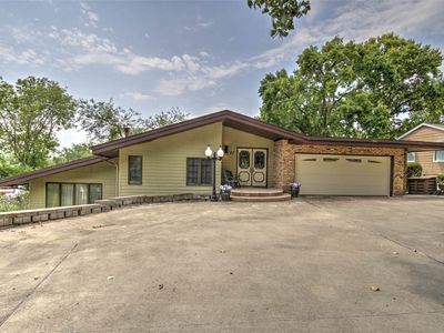 77 Oak Ridge Dr