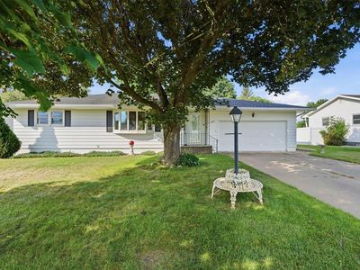 1002 Leonard Drive