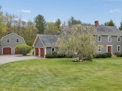 11 Kittredge Rd