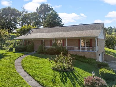 2059 Seven Oaks Dr