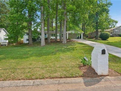 1860 Twin Branch Dr