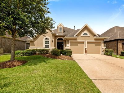 2112 Nogalas Ln