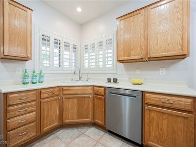 1820 Walking Path Ave