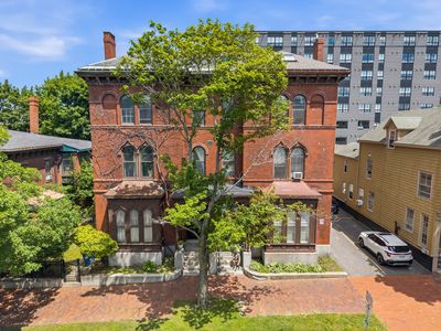 209-211 State Street