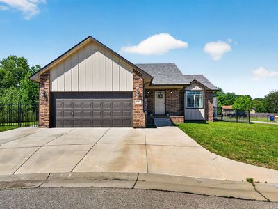 1634 S Smithmoor Ct