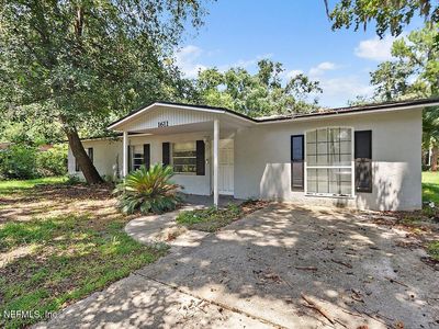 1611 HOWARD Road