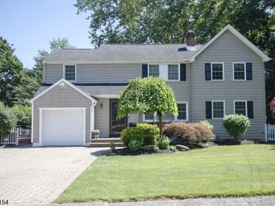 22 Warren Rd