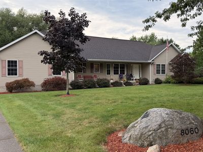 8060 Toski Dr
