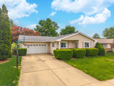 405 Carriage Hills Rd