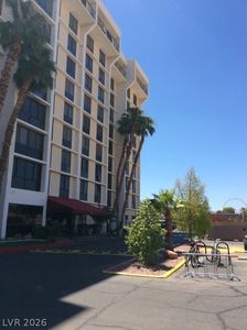 3930 University Center Dr APT 1002