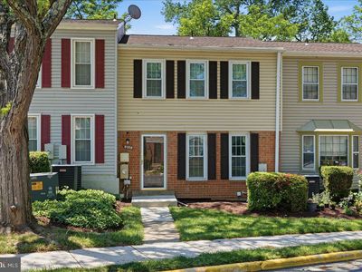 Property at 6326 Fenestra Ct, Burke, VA