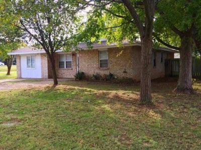 202 Houston Ave