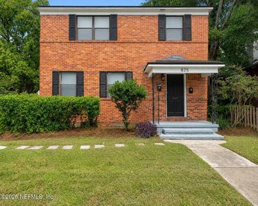 825 MCDUFF Avenue S