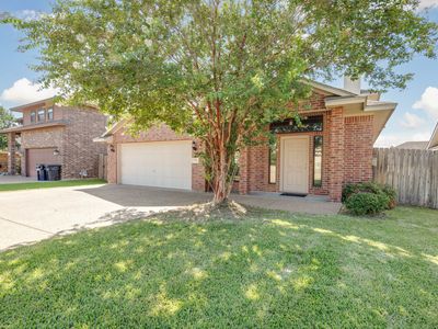 914 Dove Landing Ave