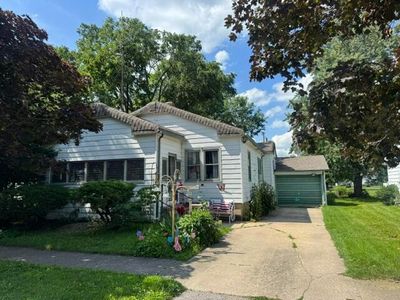 210 W State St