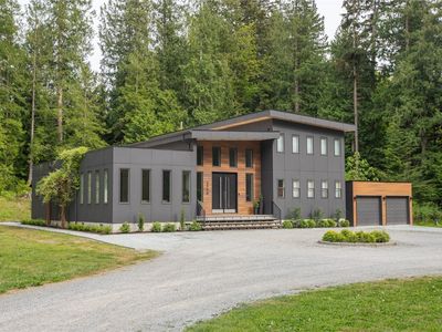 2548 Sandy Drive