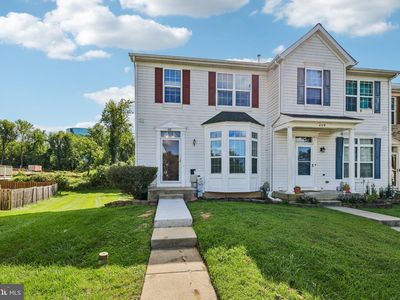 437 Amelanchier Ct