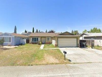 62 Mosswood Dr