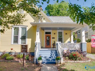 229 Walker Ave NE