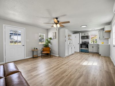 88 Live Oak St
