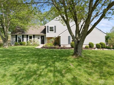 8750 Castlecreek Dr