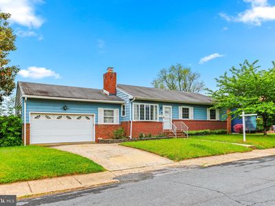 1137 McHenry Dr