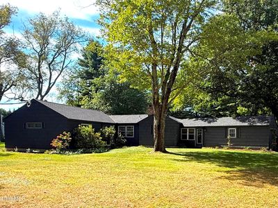 Property at 9 Park Ln, Sheffield, MA