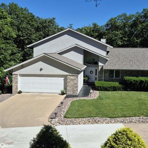 2357 Timberlane Hts