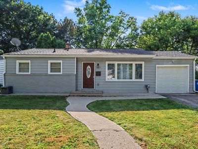 1323 Coolidge Ave
