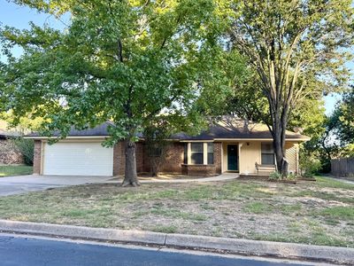 713 Owens Dr