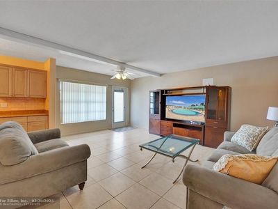 1300 N 12th Ct UNIT 7B
