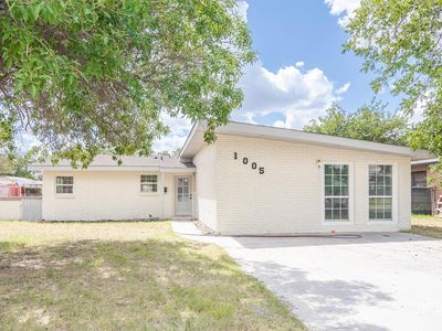 1005 NW 9th St