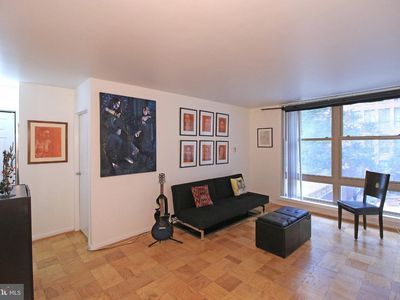1260 21st St NW APT 207