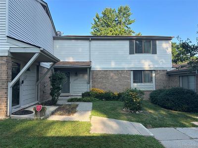 26889 Farmbrook Villa Dr