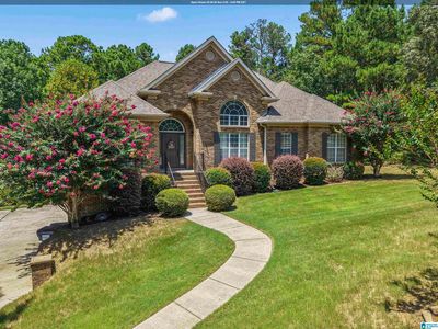 301 Emerald Ln