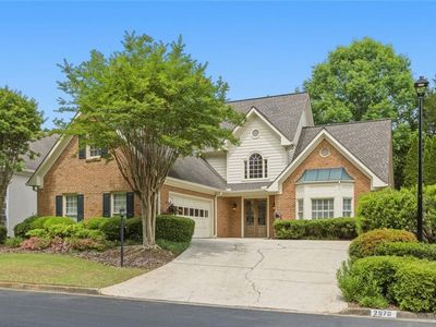 2570 Club Springs Dr