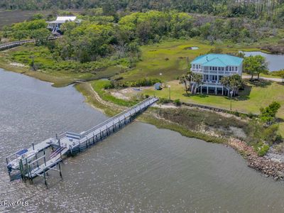 5624 Captains Lane