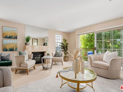1932 Pelham Ave Unit 202