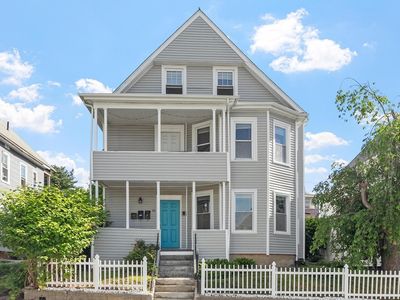 16 Doane St