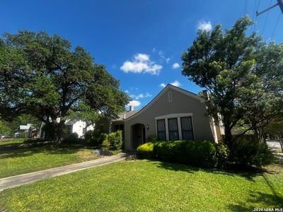 134 W AGARITA AVE