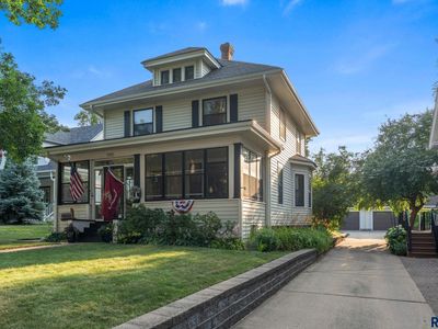 905 S Dakota Ave