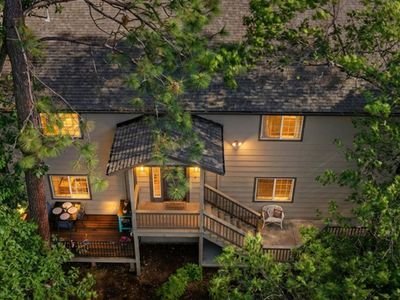 1110 Madrone Ln
