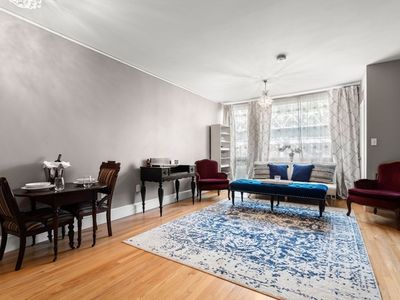 42 8th St APT 4106
