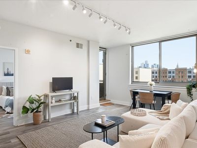 800 Jackson St APT 506