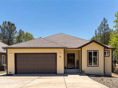 22 Pleasant Oak Ln