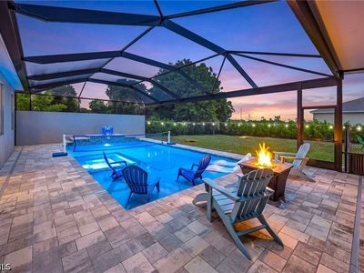 1207 NW 4th St