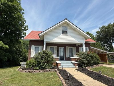 804 Elm Ave