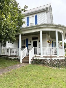 200 Elizaville Ave