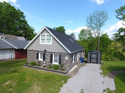 921 Boat Dock Rd
