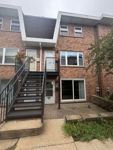 Property at 4035 N Keystone Ave, Chicago, IL